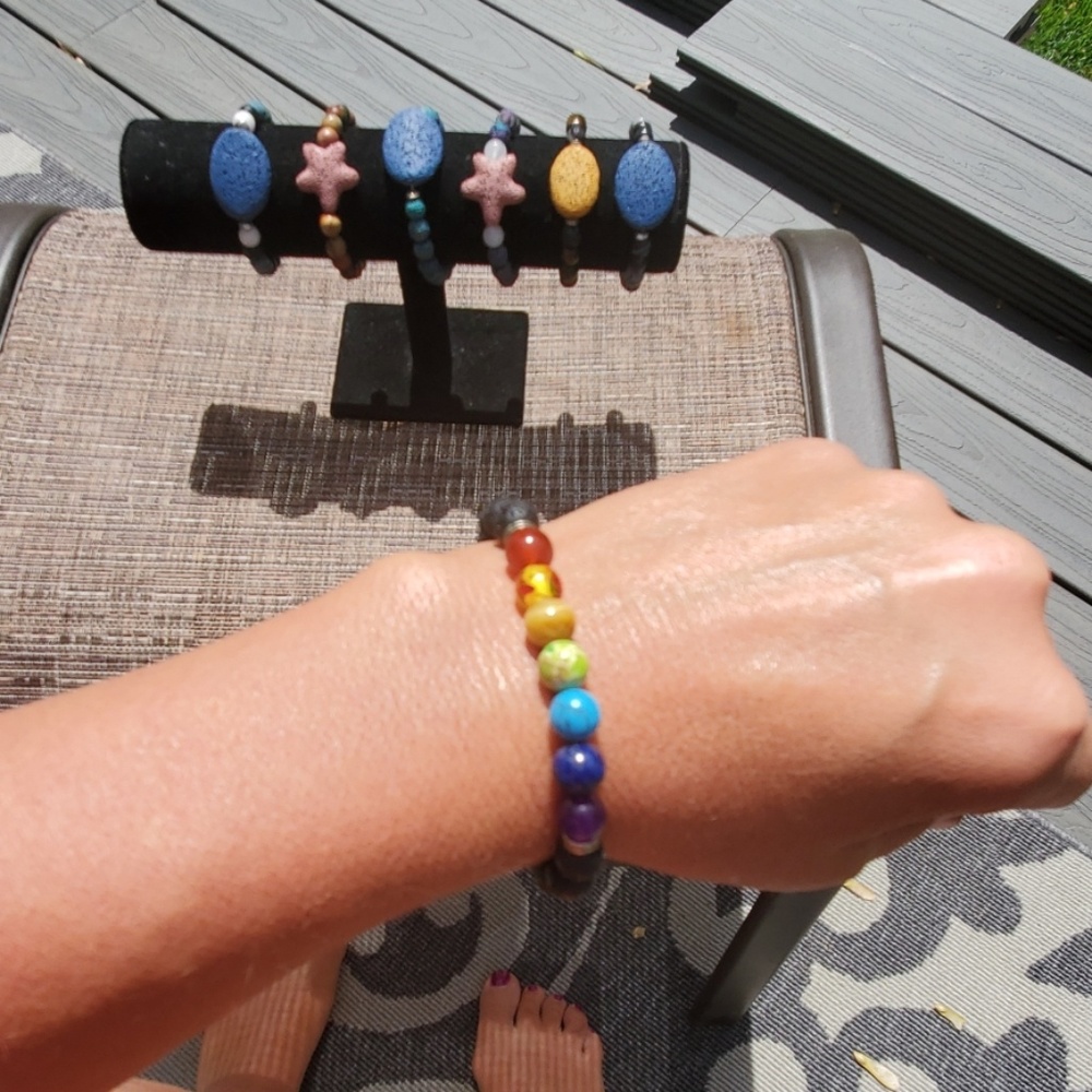 Lava stone stretchy bracelets - Picture 2 of 8